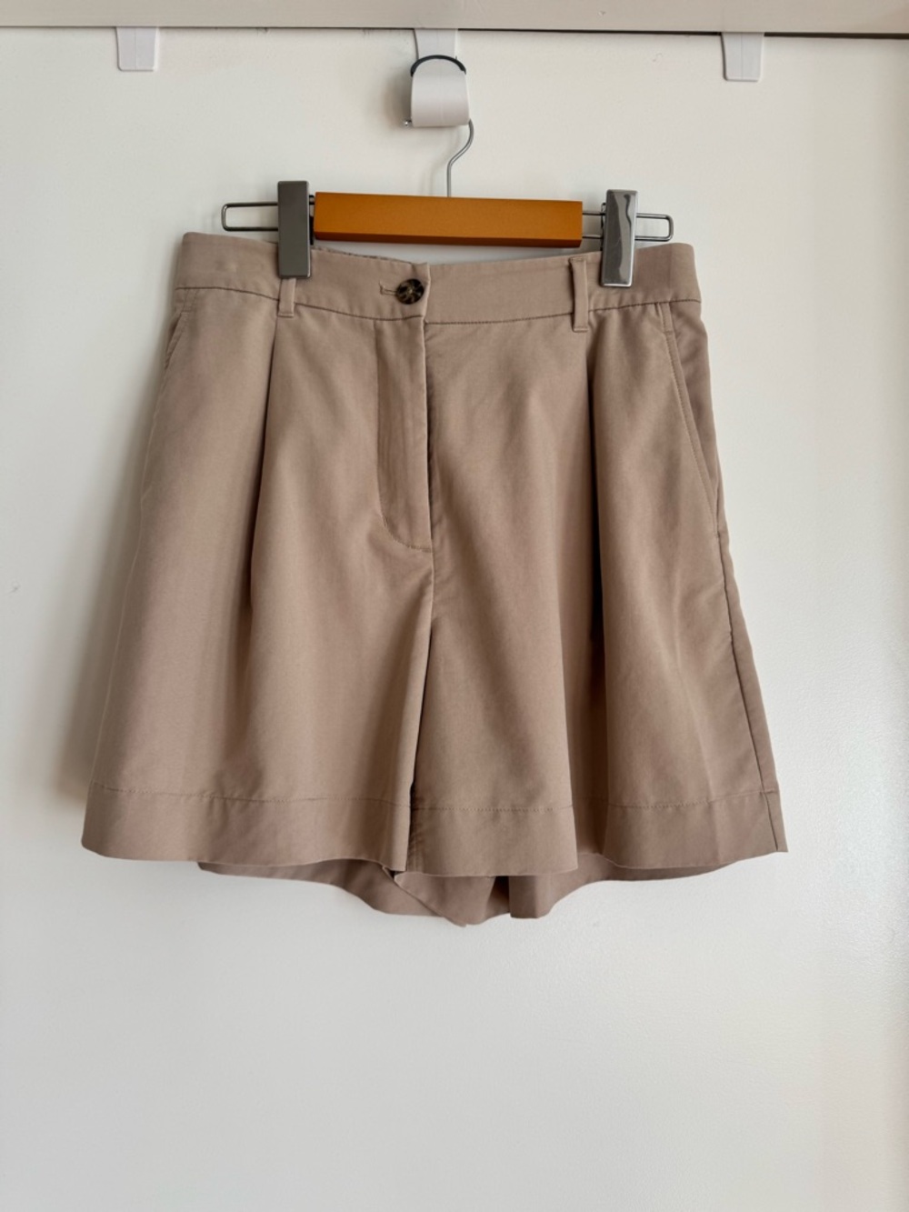Kit and Ace Tailored Pleat High-Rise Shorts - Taupe